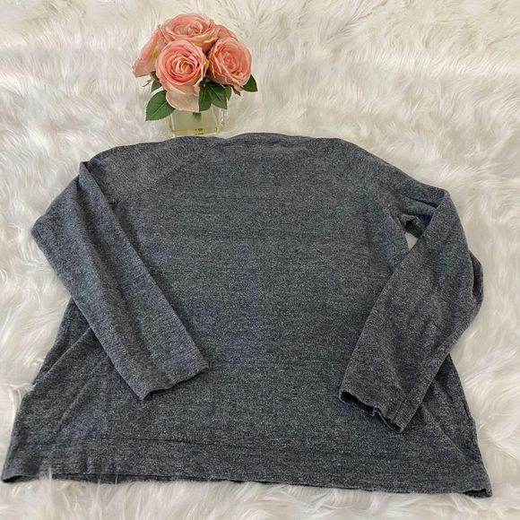Loft Embellishments gray Sweater Size MP - Picture 5 of 5